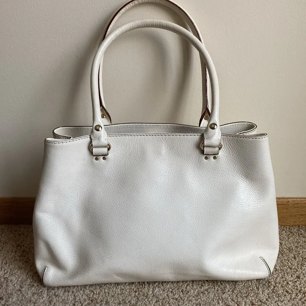 Kate Spade White Pebble Grain Leather Shoulder Bag Purse w/ Dust Bag